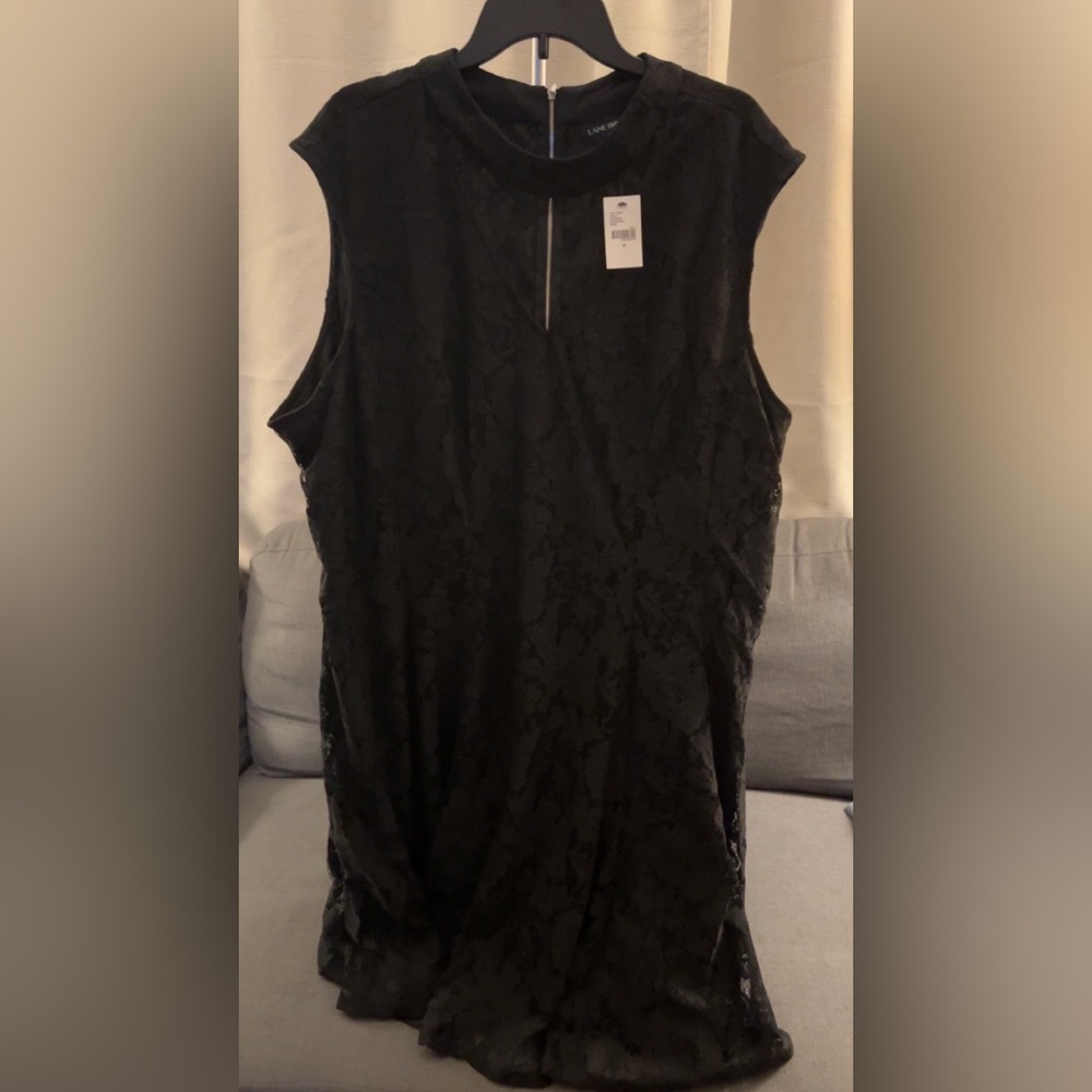Black lace dresss - Picture 9 of 9